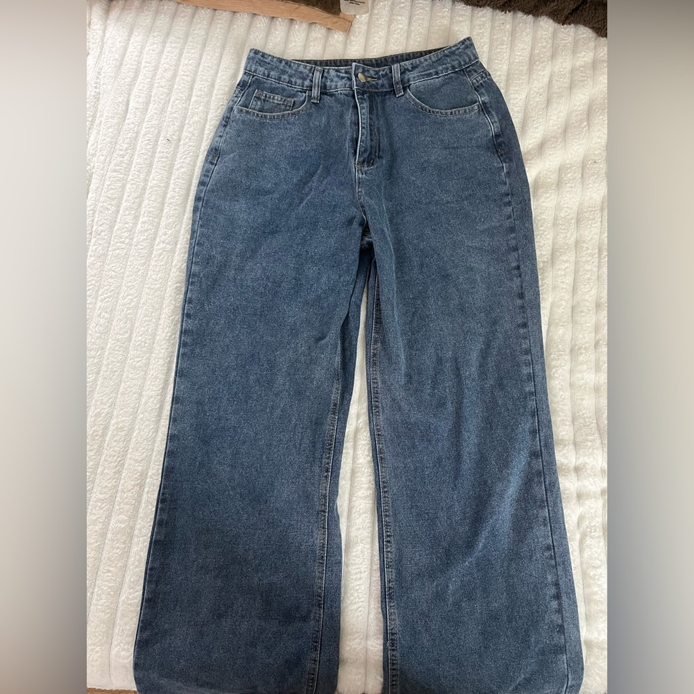 SHEIN Women's Straight Leg Blue Jeans